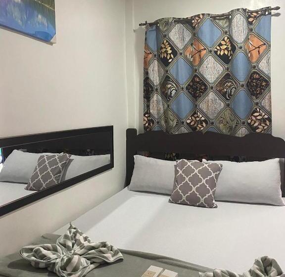 اتاق اکونومی, A Budget Room