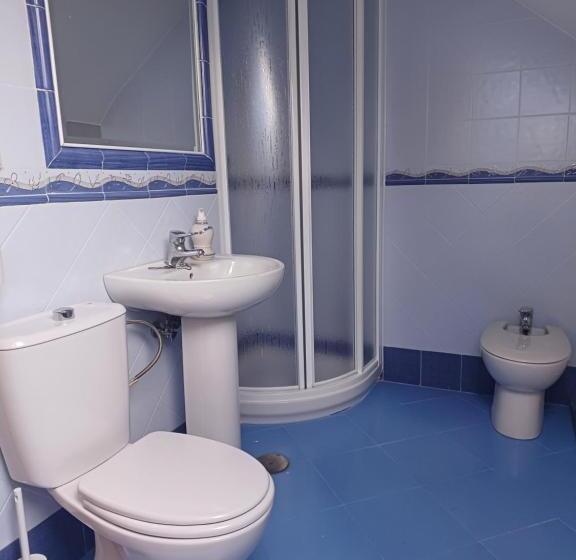 Семейный Номер, Aposentos Aove On Tour