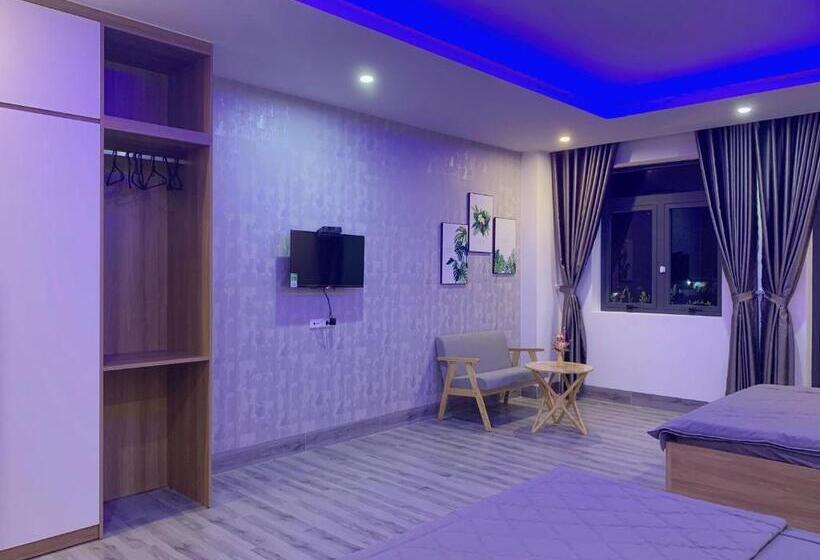 اتاق لوکس چهار تخته, Hometel Tâm đan