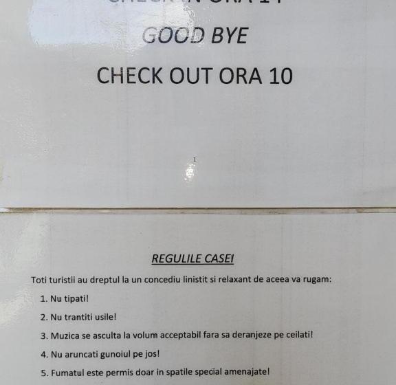 标准三人间, Pensiunea Albatros