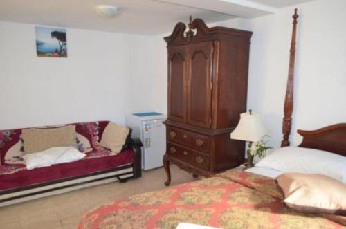 四人标准间, Pensiunea Albatros