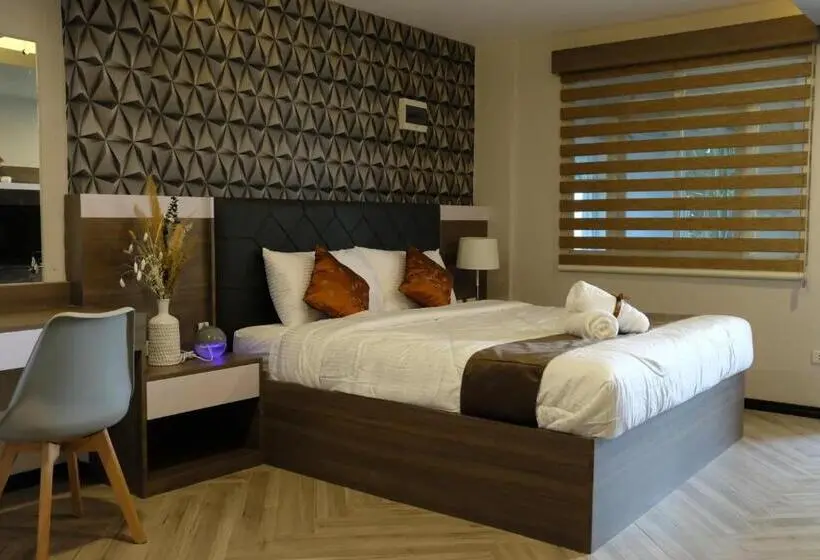Deluxe Suite King Bed, Vieda