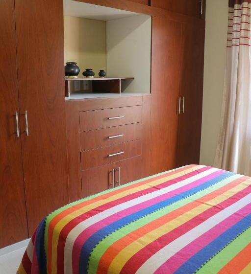 اتاق استاندارد با سرویس بهداشتی مشترک, Anda Nomad Hostel Oaxaca