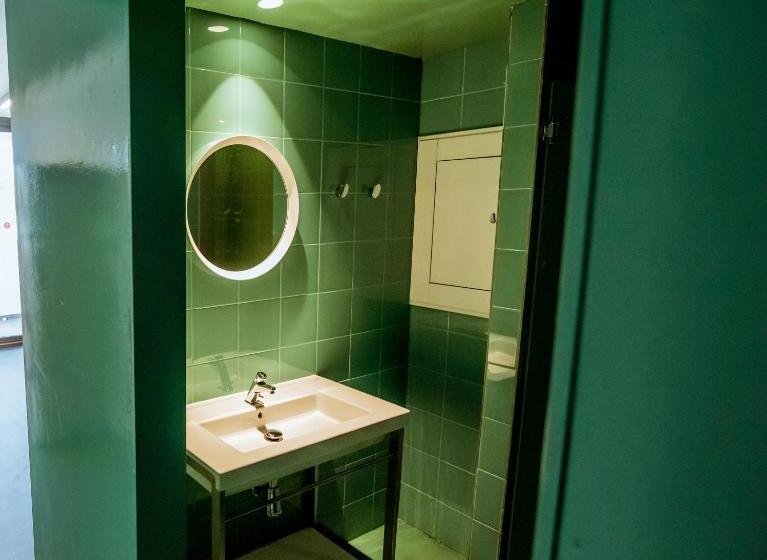 کابین, Amistat City Hostel Barcelona