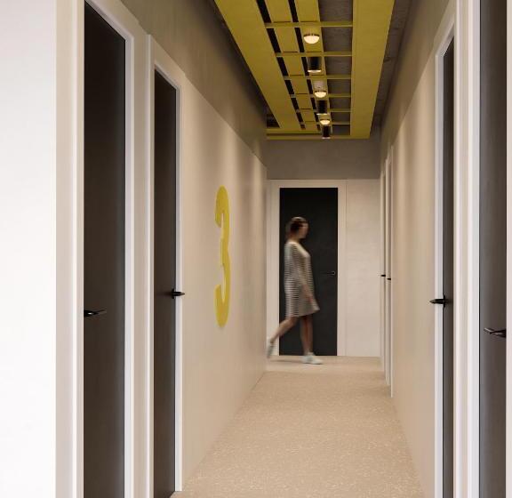 اتاق استاندارد با سرویس بهداشتی مشترک, Amistat City Hostel Barcelona