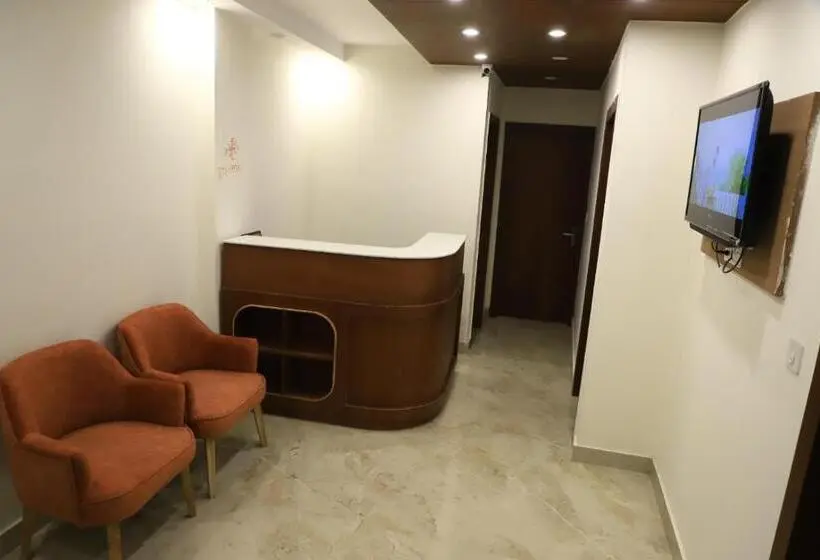 Deluxe Zimmer, Aaria