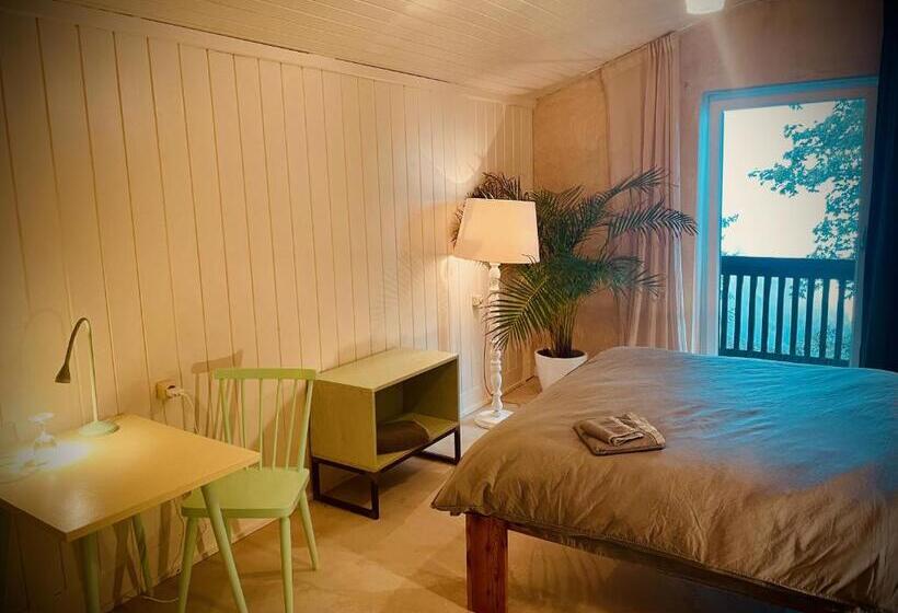 스탠다드 발코니 룸, Absteige Zur Bärtigen Therese