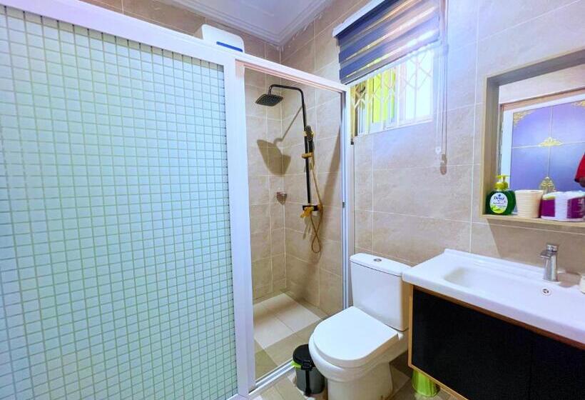 キングサイズベッドのデラックススイート, American Royal Lodge