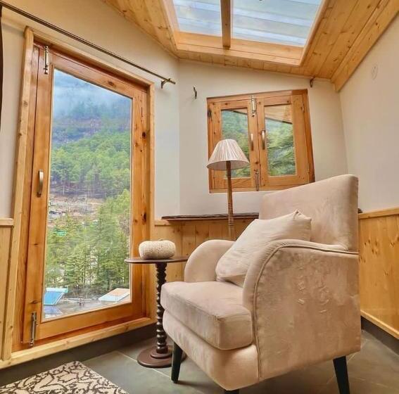 اتاق استاندارد با تراس, Buddha House 2