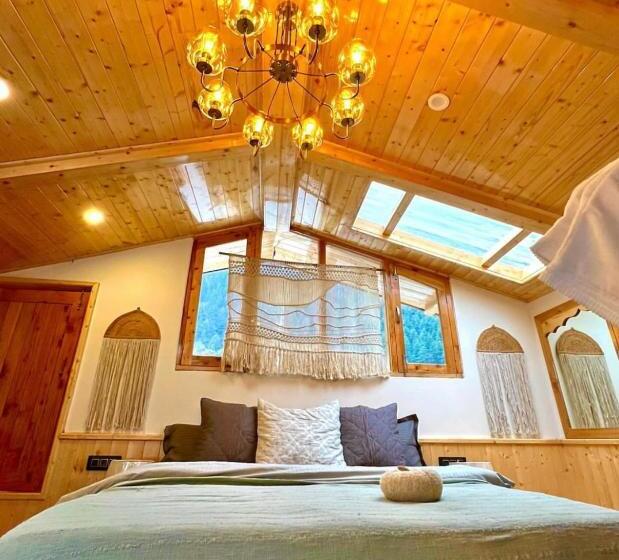 اتاق استاندارد با تراس, Buddha House 2