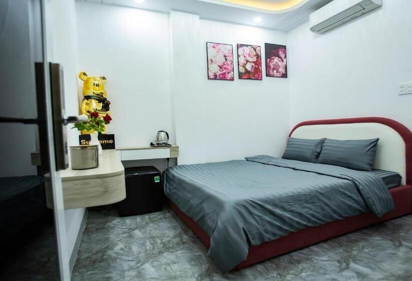 اتاق سوپریور, Le Vu