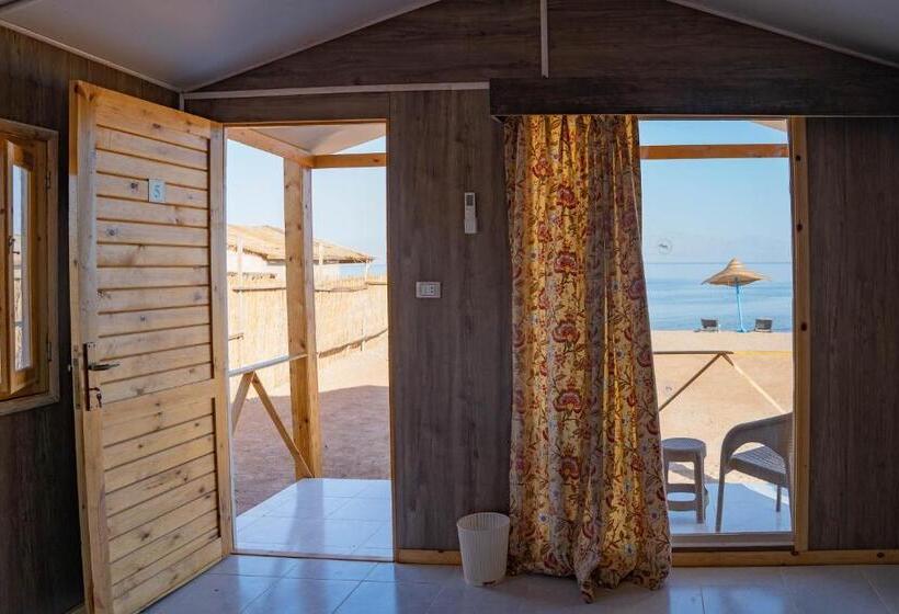 اتاق اکونومی یک تخته, Manta Beach