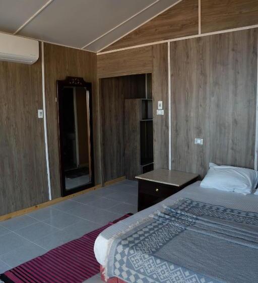 اتاق اکونومی یک تخته, Manta Beach