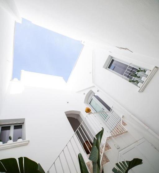 小型豪华套房, Vecchia Mottola Suite & Spa