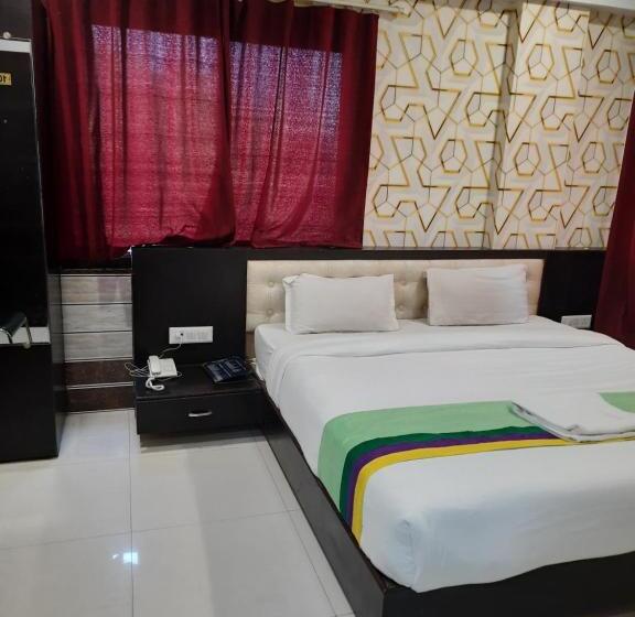 اتاق لوکس, Choudhary International