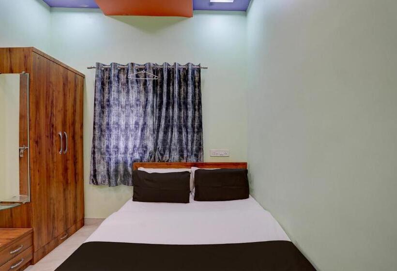 חדר קלאסי לשלושה, Oyo Kings Farm