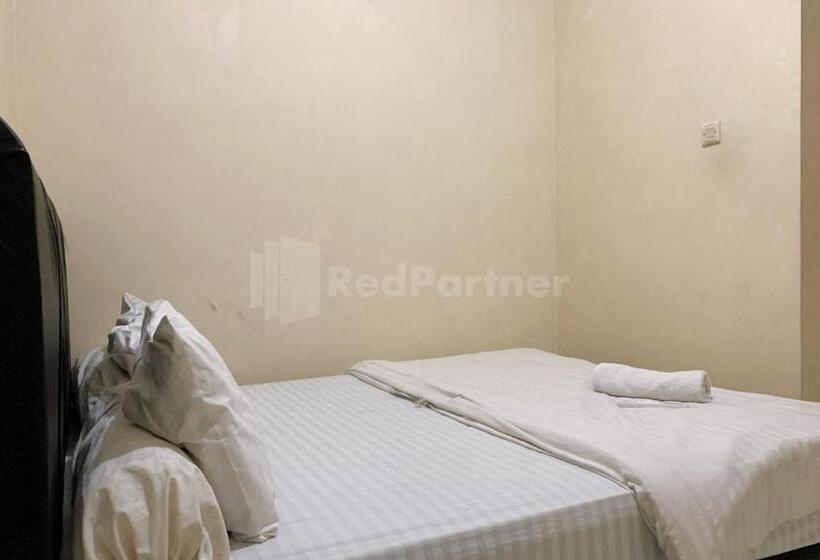 Номер Deluxe, Srb Near Mall Ciputra Cibubur Mitra Reddoorz
