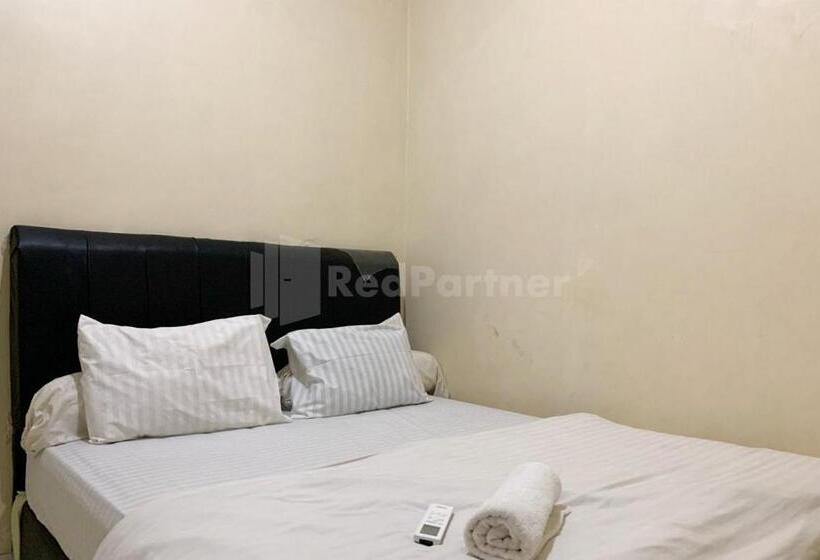 غرفة ديلوكس, Srb Near Mall Ciputra Cibubur Mitra Reddoorz