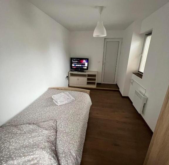 غرفة قياسية فردية حمام مشترك, Gästehaus Emeli