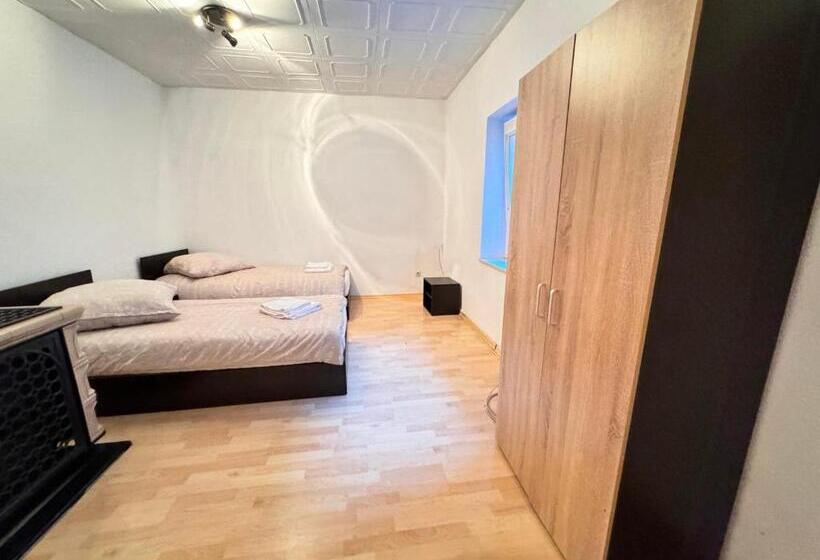 غرفة قياسية حمام مشترك, Gästehaus Emeli