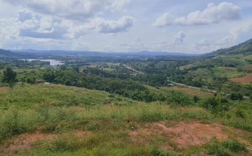 Standard Neljän Hengen Huone, Sirine​ Onsen​ รีสอร์ทออนเซนวิวทะเลหมอก