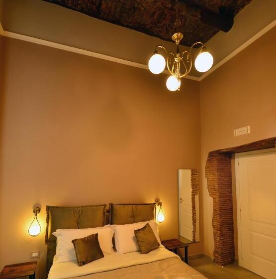 اتاق سوپریور, Xenia Neapolis