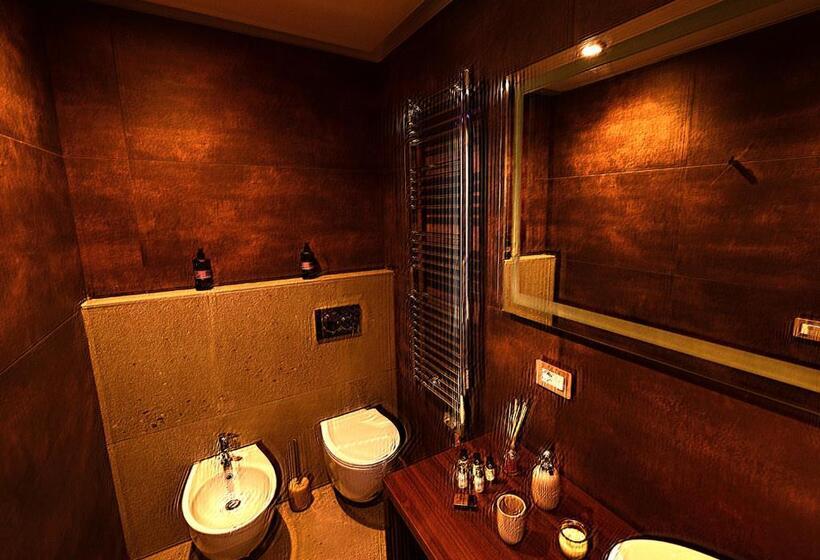 اتاق سوپریور, Xenia Neapolis