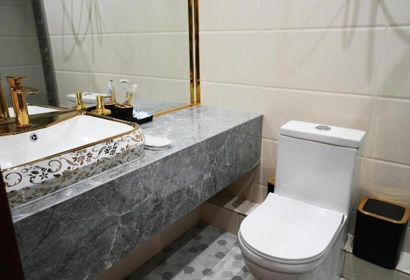 اتاق کلاسیک سه تخته, Baland Hotel Dushanbe