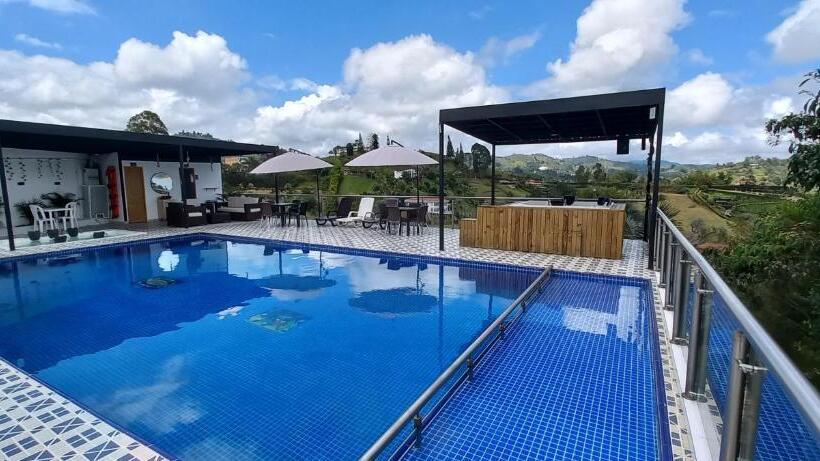 ファミリールーム, Mirador Cielo Blue