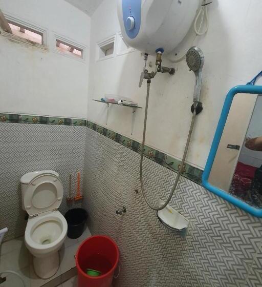 غرفة قياسية, Spot On 93681 Qodri Homestay Syariah