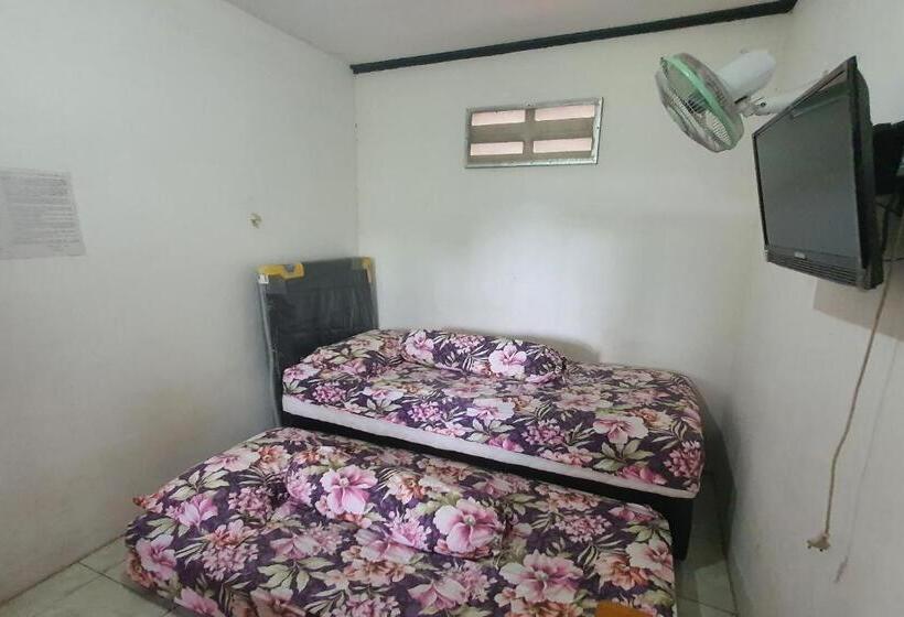 Cameră Standard, Spot On 93681 Qodri Homestay Syariah