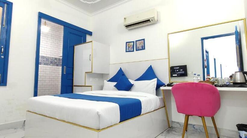 Quarto deluxe, Fabhotel The Host