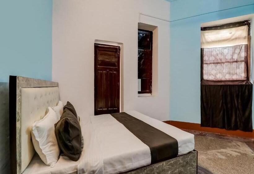اتاق کلاسیک سه تخته, Super Hotel O Mannat