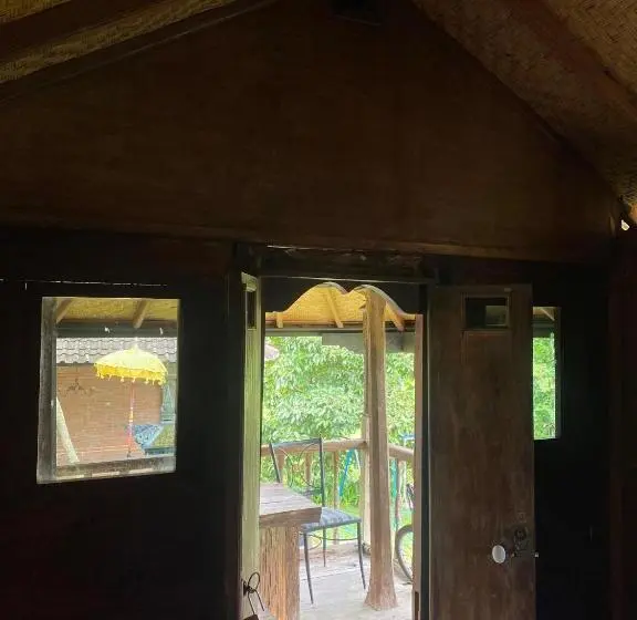 スタンダードルーム, Mesari Cottage Guest House