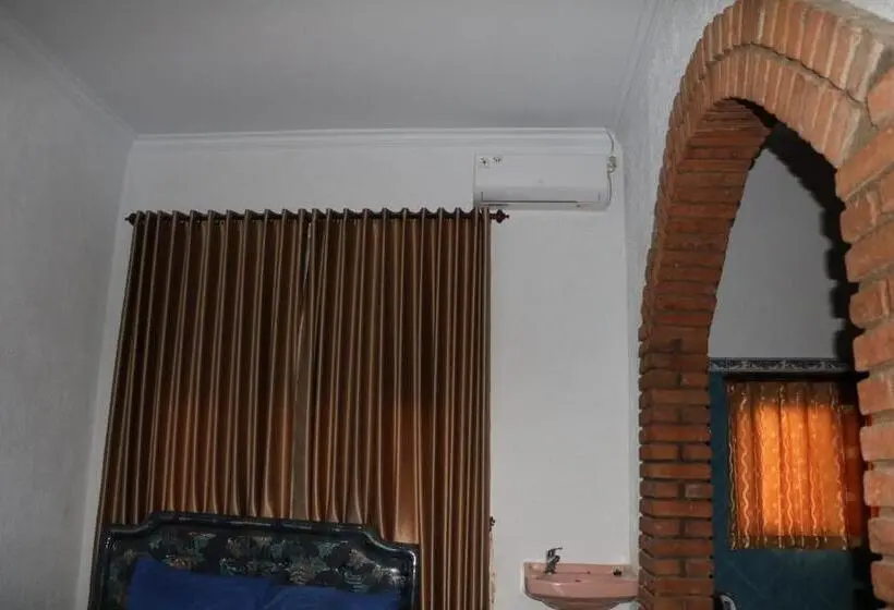 ガーデンビューのスタンダードバンガロー, Mesari Cottage Guest House