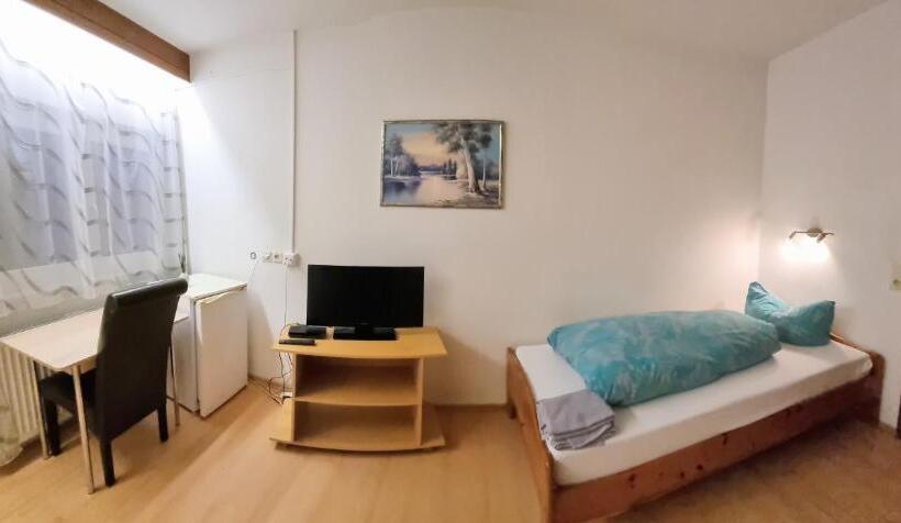 标准单人间, Monteurzimmer   Karlsbad