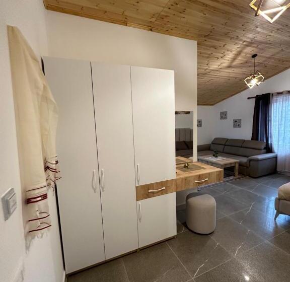 Quarto Estandard Vista Montanha, Qyteza Guest House & Camping