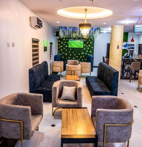 اتاق لوکس, Chillers Hotel And Suites