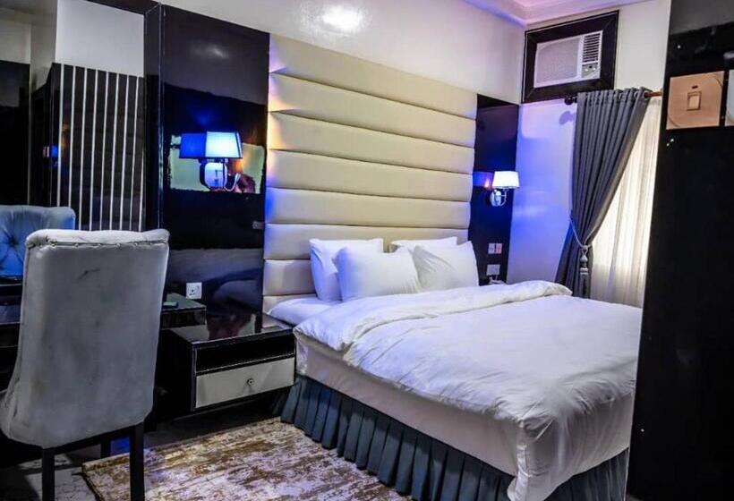 اتاق استاندارد با تخت بزرگ, Chillers Hotel And Suites