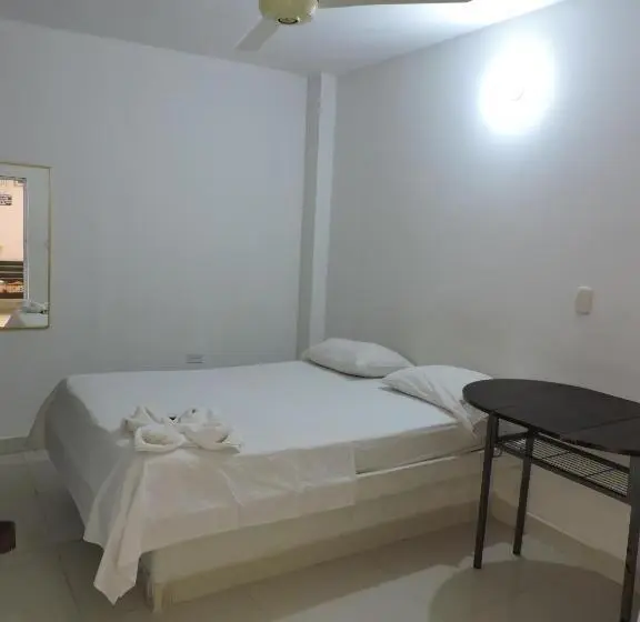 Standard-huone, Colonial