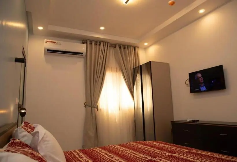 سوییت خانوادگی, Complexe Immobilier Le Silence Cis