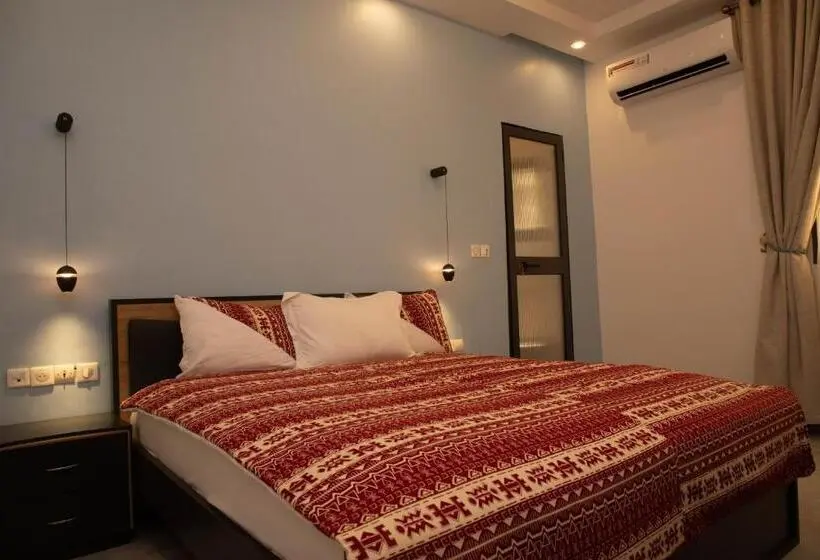 سوییت خانوادگی, Complexe Immobilier Le Silence Cis