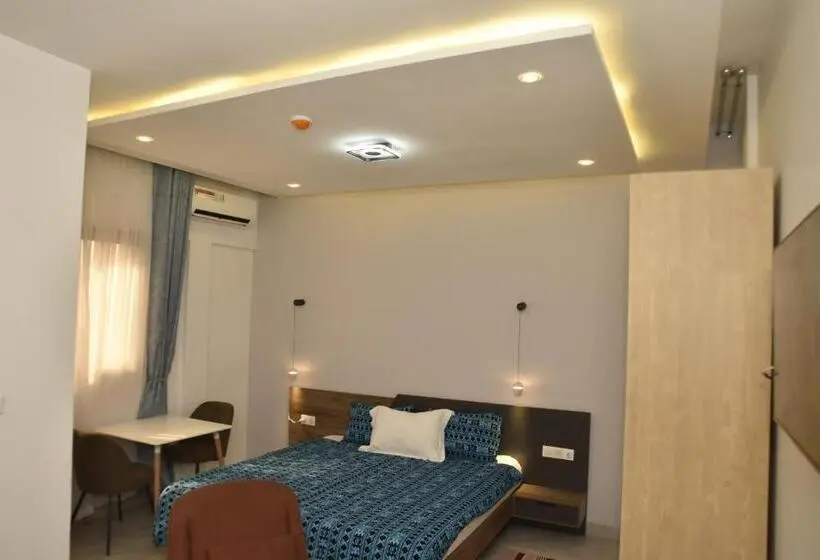 استودیوی استاندارد, Complexe Immobilier Le Silence Cis