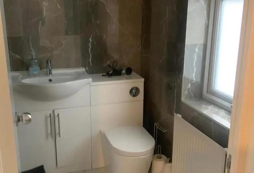 اتاق استاندارد, The London En Suite