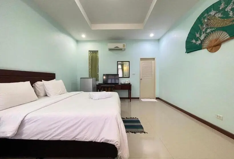 デラックスルーム, Sea View Resort Rayong