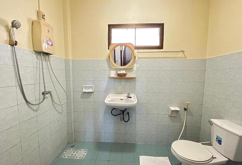 בונגלו משפחתי, Sea View Resort Rayong