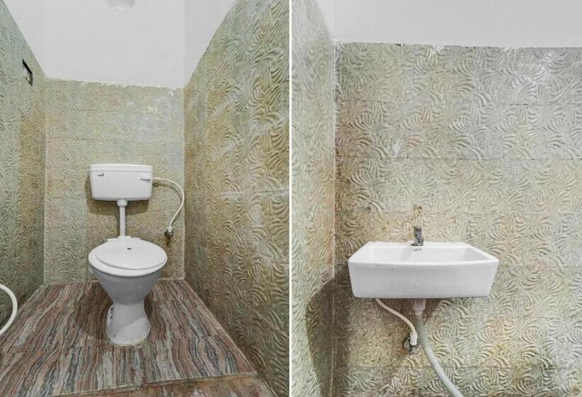 トリプルクラシックルーム, Oyo Flagship Hotel Blue Moon