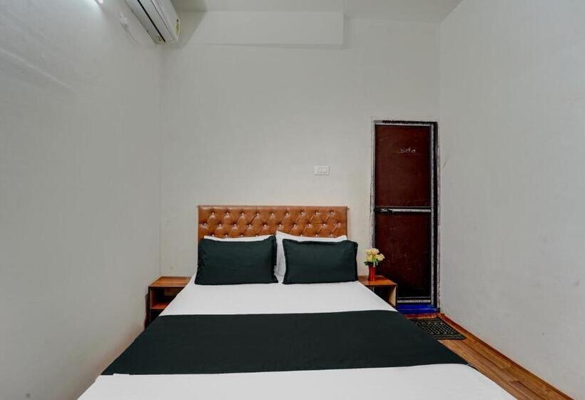 トリプルクラシックルーム, Oyo Flagship Hotel Blue Moon