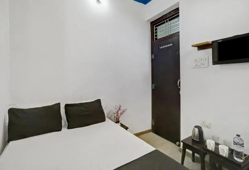 トリプルクラシックルーム, Oyo Hotel R K Shahpura