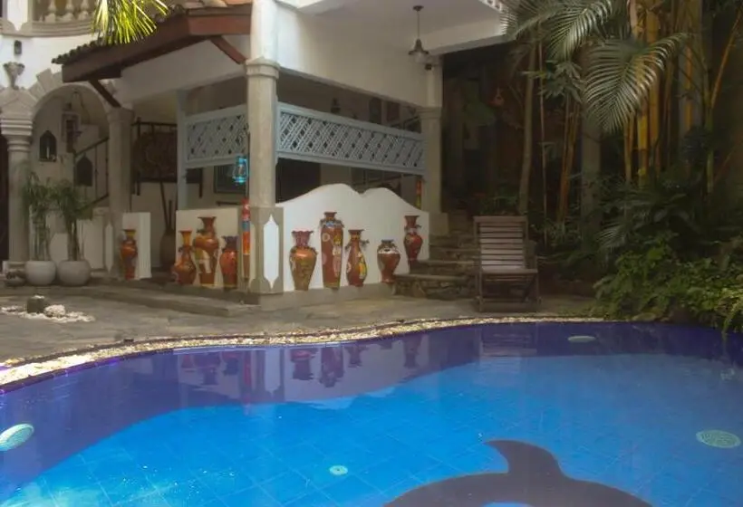 プールビュースタンダードルーム, Villa Olde Ceylon